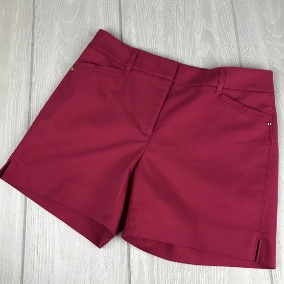 White House Black Market Pants - White House Black Market the 5” short in pink